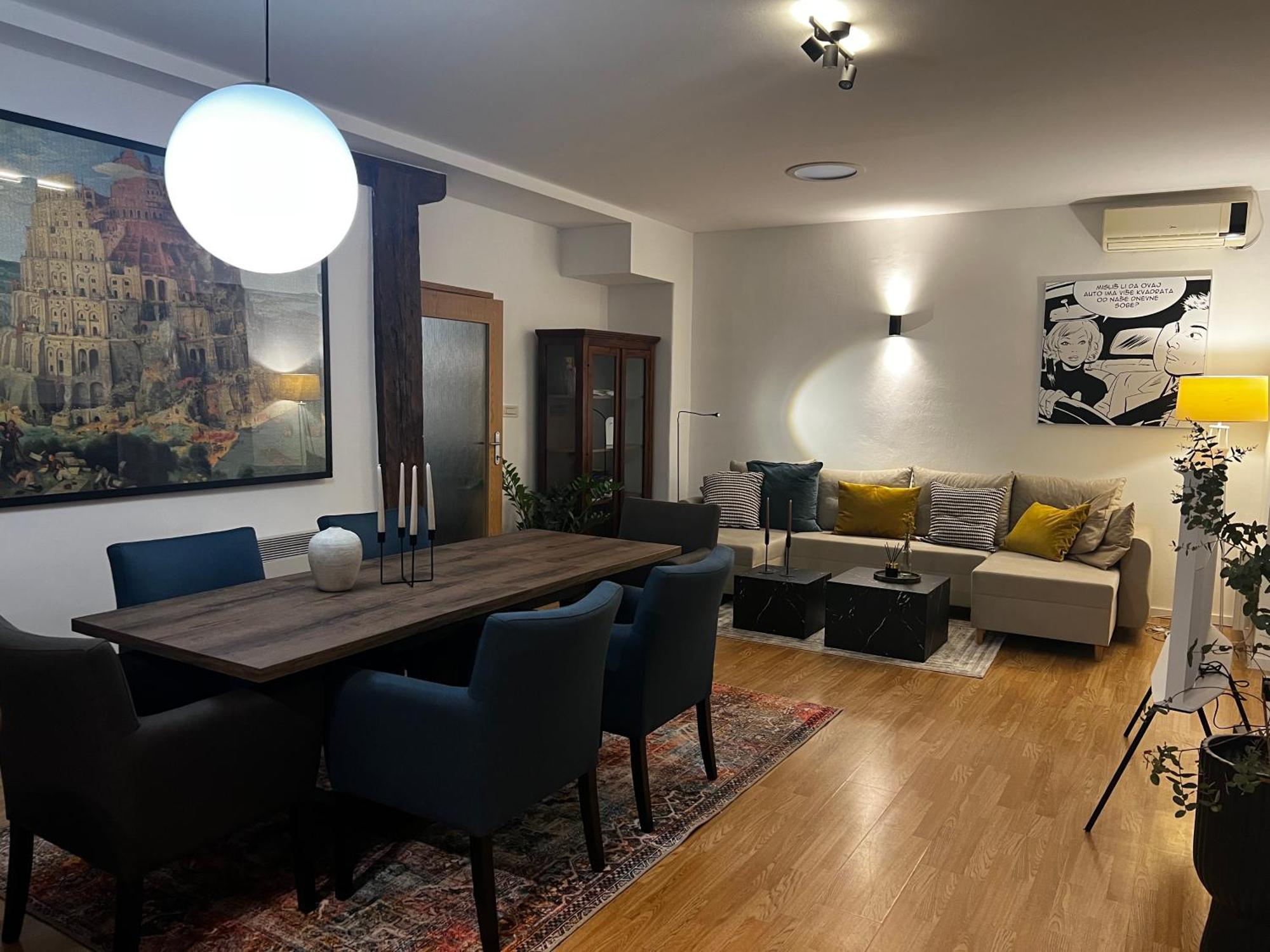 Apartment Capital 1 *